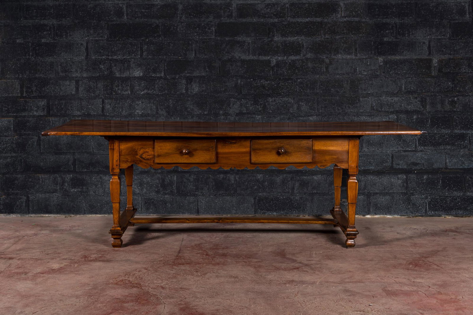A South German walnut refectory table, 18th C. (1 of 3)