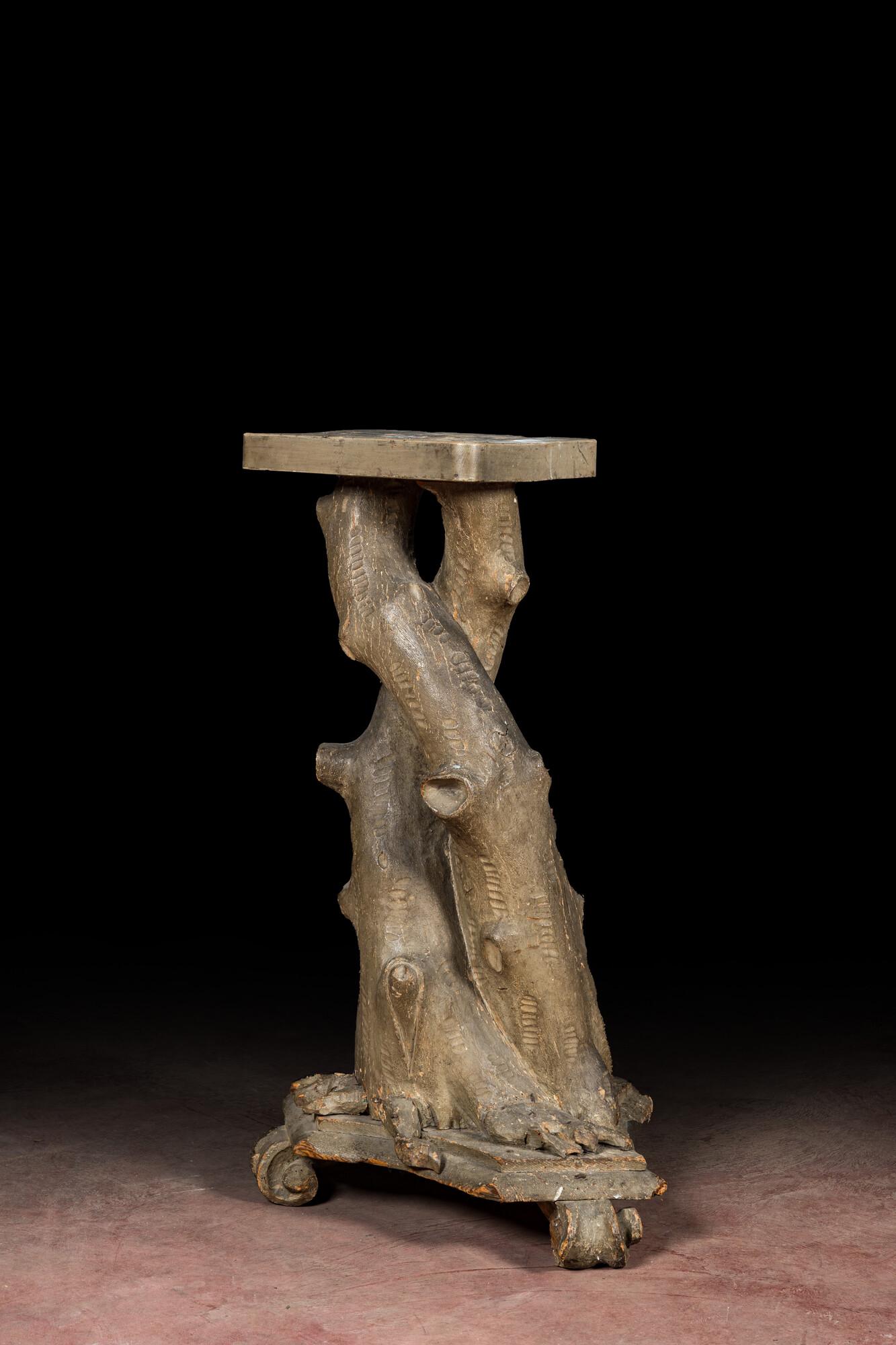 A painted wooden treetrunk-shaped stand, 18th C. (1 of 2)