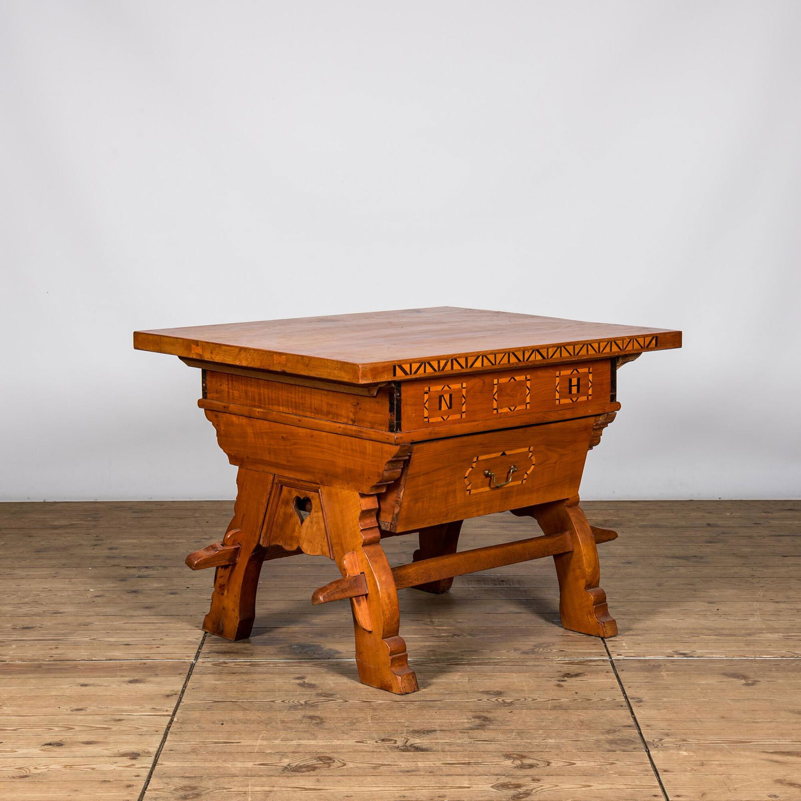 A German wooden payment table, 19/20th C. (1 of 4)