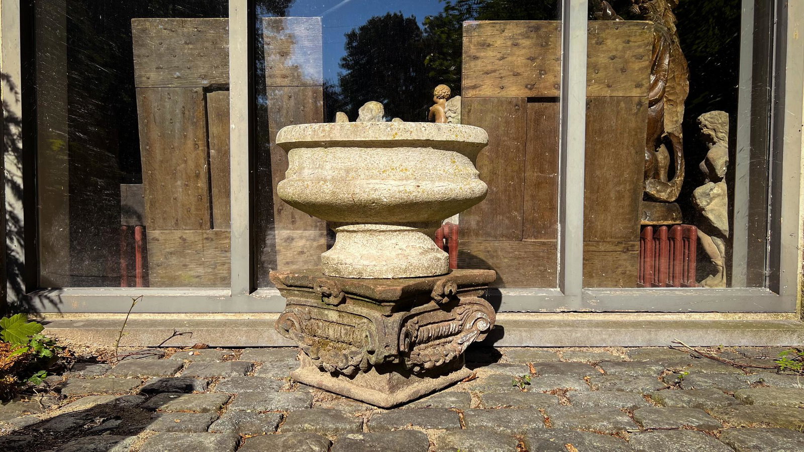 A white stone garden urn and a capital, 19/20th C. (1 of 5)
