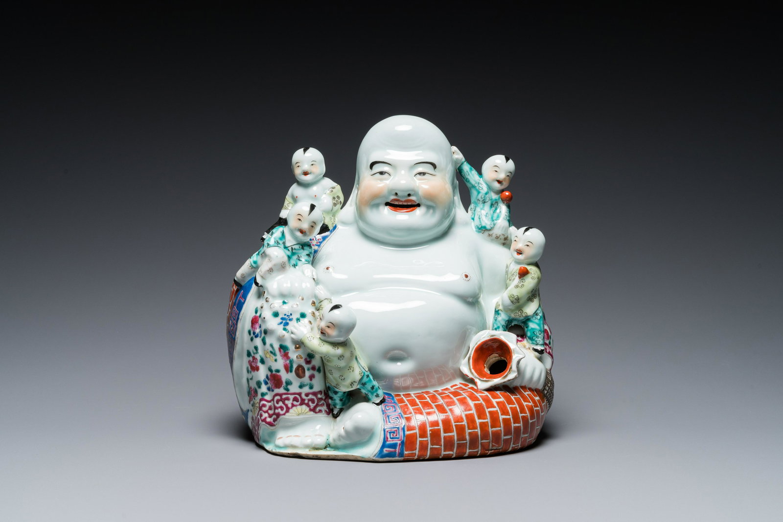 A Chinese famille rose Buddha figure, Zhu Mao Ji Zao ____ mark, Republic: Full title: A Chinese famille rose Buddha figure, Zhu Mao Ji Zao ____ mark, Republic Description: H.: 26 cm