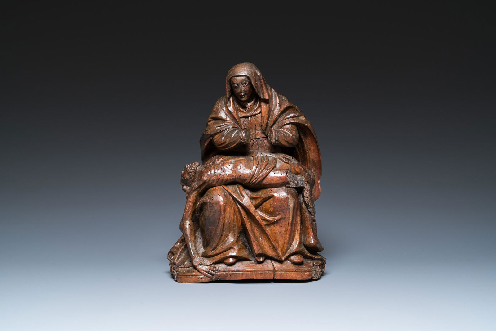 A French walnut Pieta, Burgundy, 16th C. (1 of 6)