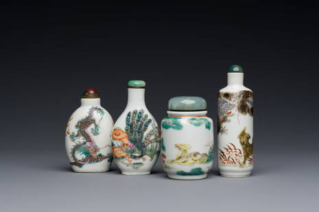 Four Chinese famille rose and verte snuff bottles, 19th C.: Full title: Four Chinese famille rose and verte snuff bottles, 19th C. Description: H.: 8,5 cm (the tallest bottle) Condition: The absence of a condition report does not imply that a lot is in