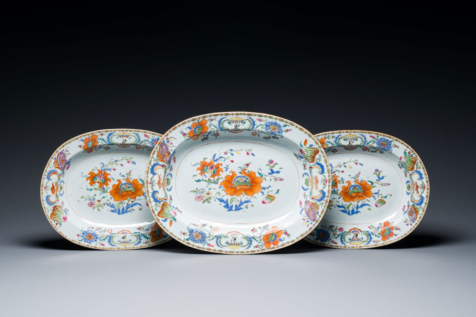 Three oval Chinese famille rose 'Pompadour' dishes, Qianlong, ca. 1745 (1 of 3)