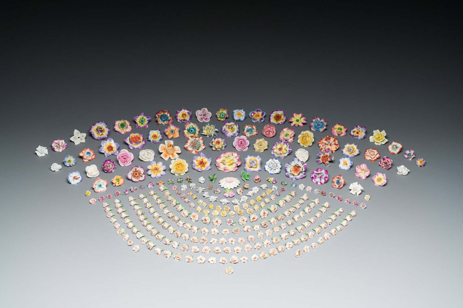 An exceptional collection of porcelain flowers, 18th C. and later: Full title: An exceptional collection of porcelain flowers, 18th C. and later Description: Dia.: 6,5 cm (the largest flower) Porcelain flowers were intended to be mounted on stems in porcelain vases o