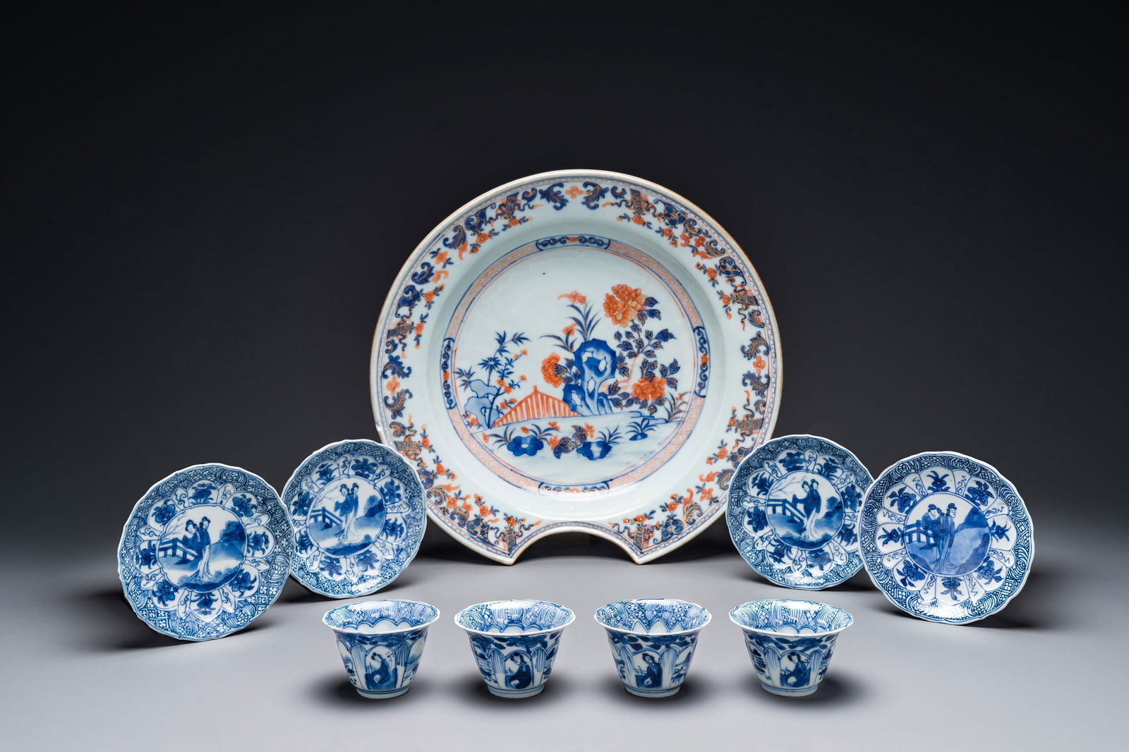 Four Chinese blue and white cups and saucers and a Chinese Imari-style shaving bowl, Kangxi Qianlong (1 of 9)