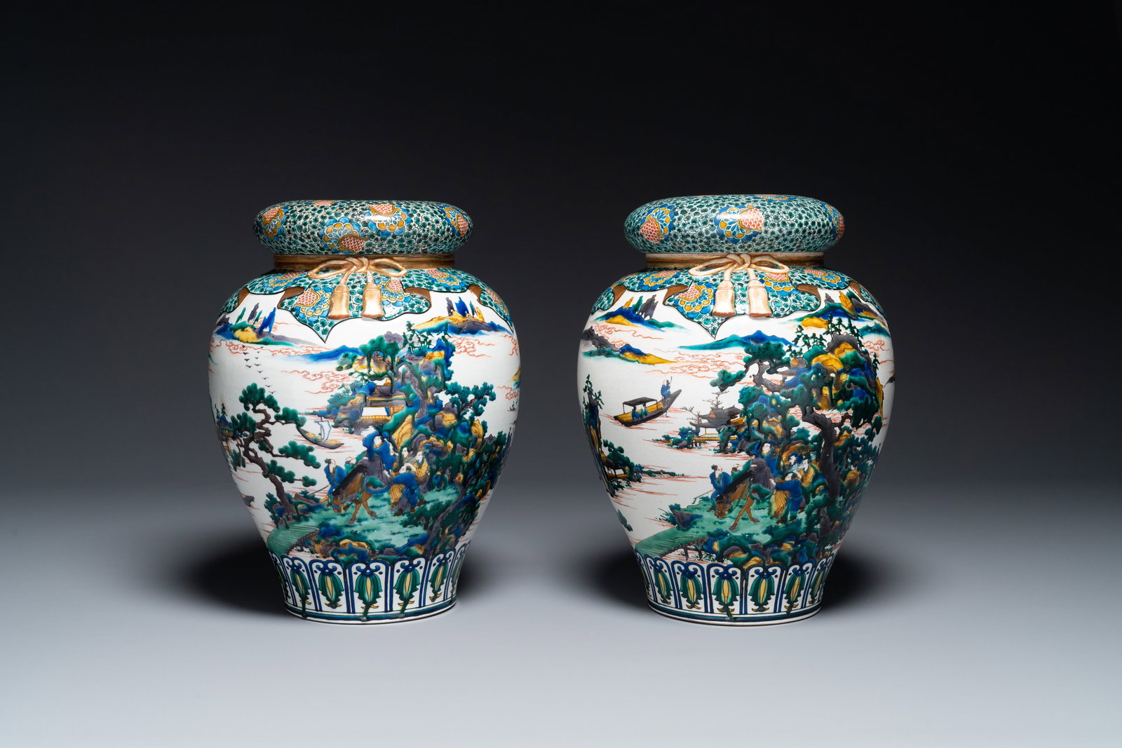 A pair of Japanese Kutani covered vases with landscape design, Meiji, 19th C.: A pair of Japanese Kutani covered vases with landscape design, Meiji, 19th C. H.: 35,3 cm