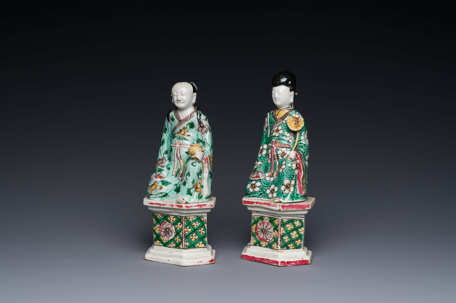 Two Chinese verte biscuit figures on stands, Kangxi (1 of 4)