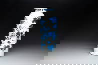 A fine Chinese blue and white sleeve vase with narrative design, Transitional period