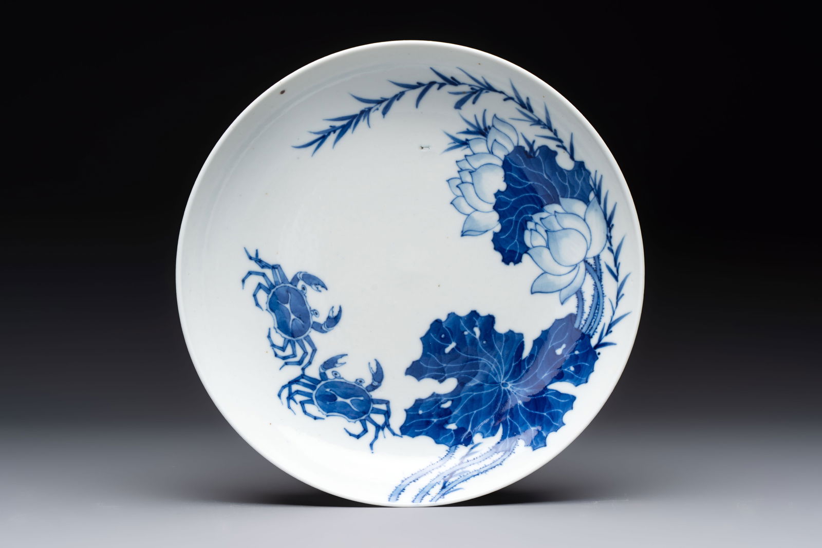 A Chinese blue and white 'Bleu de Hue' plate for the Vietnamese market, noi phu thi nam mark, 19th (1 of 3)