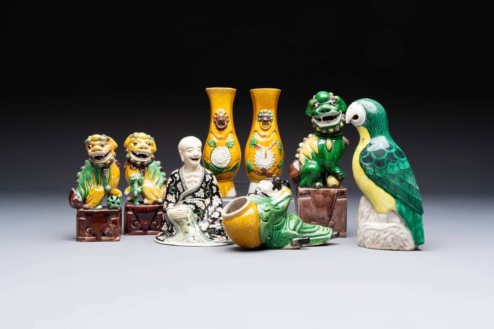 Eight Chinese sancai-glazed wares, 19th C.