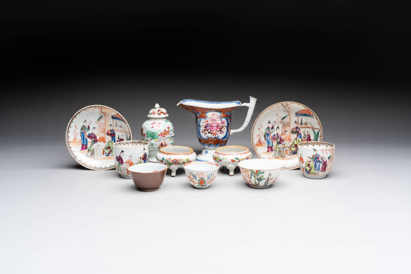 A varied collection of 11 Chinese famille rose wares, Qianlong
