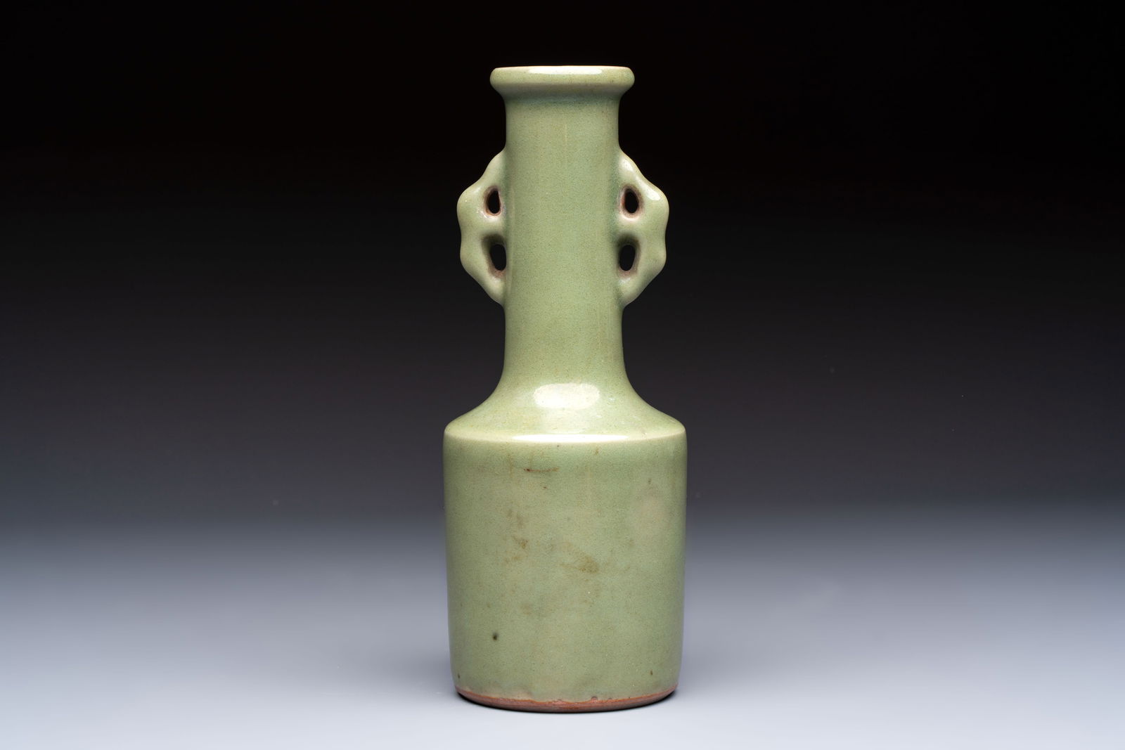 A Chinese celadon-glazed 'Kinuta' vase, Qing (1 of 6)