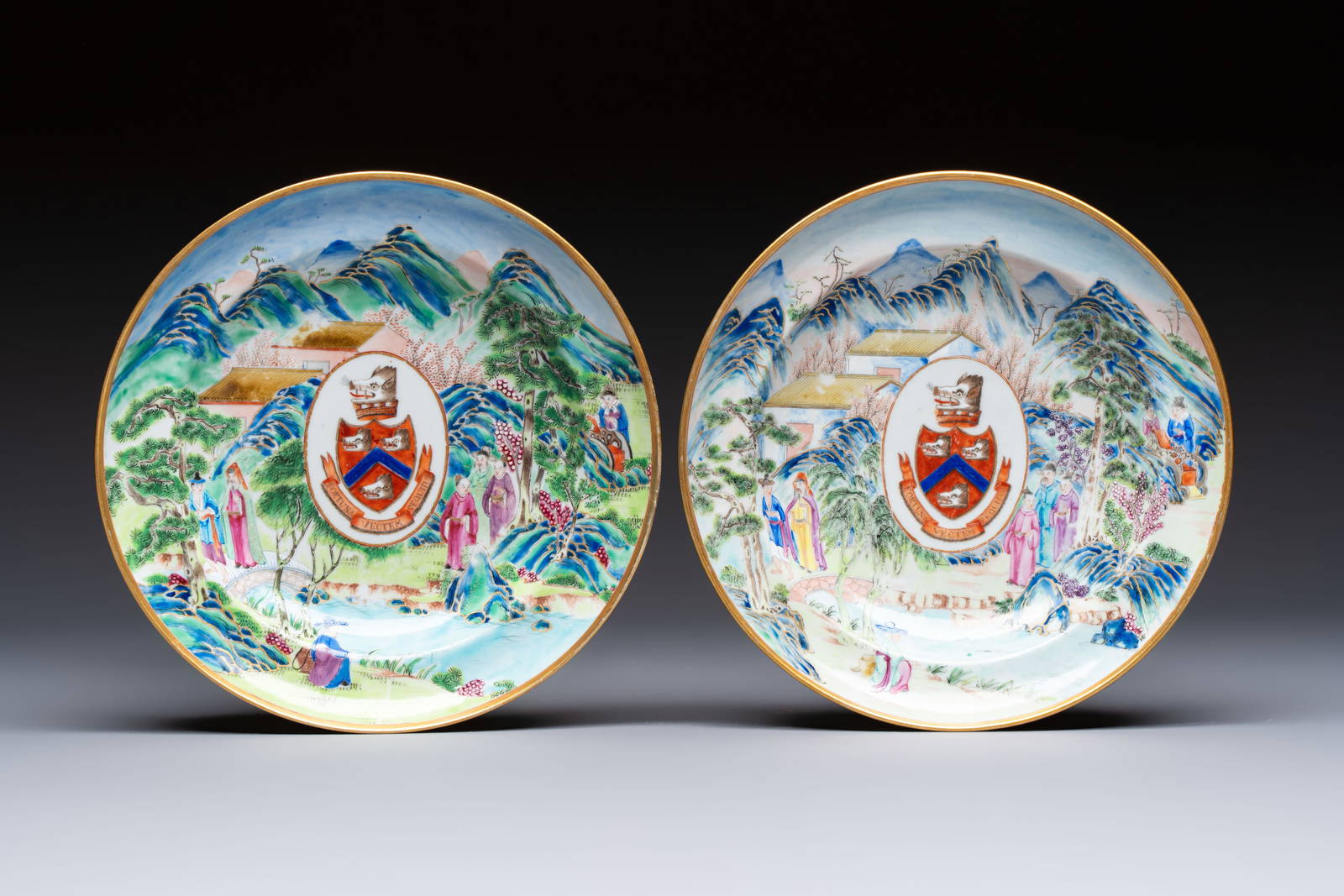 A rare pair of Chinese Canton famille rose armorial plates with the arms of Wight, ca. 1810
