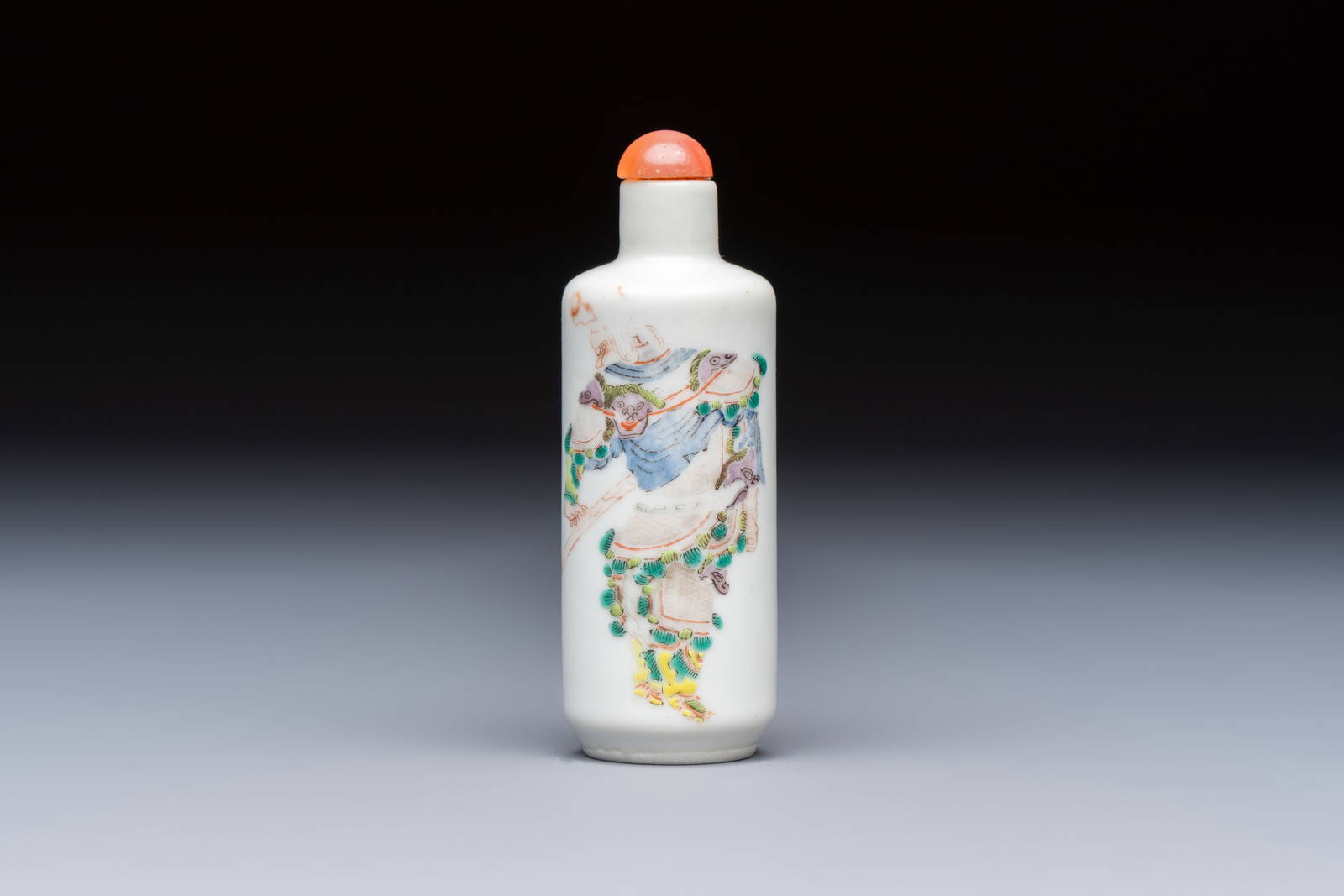 A Chinese famille rose 'Wu Shuang Pu' snuff bottle, 19th C.