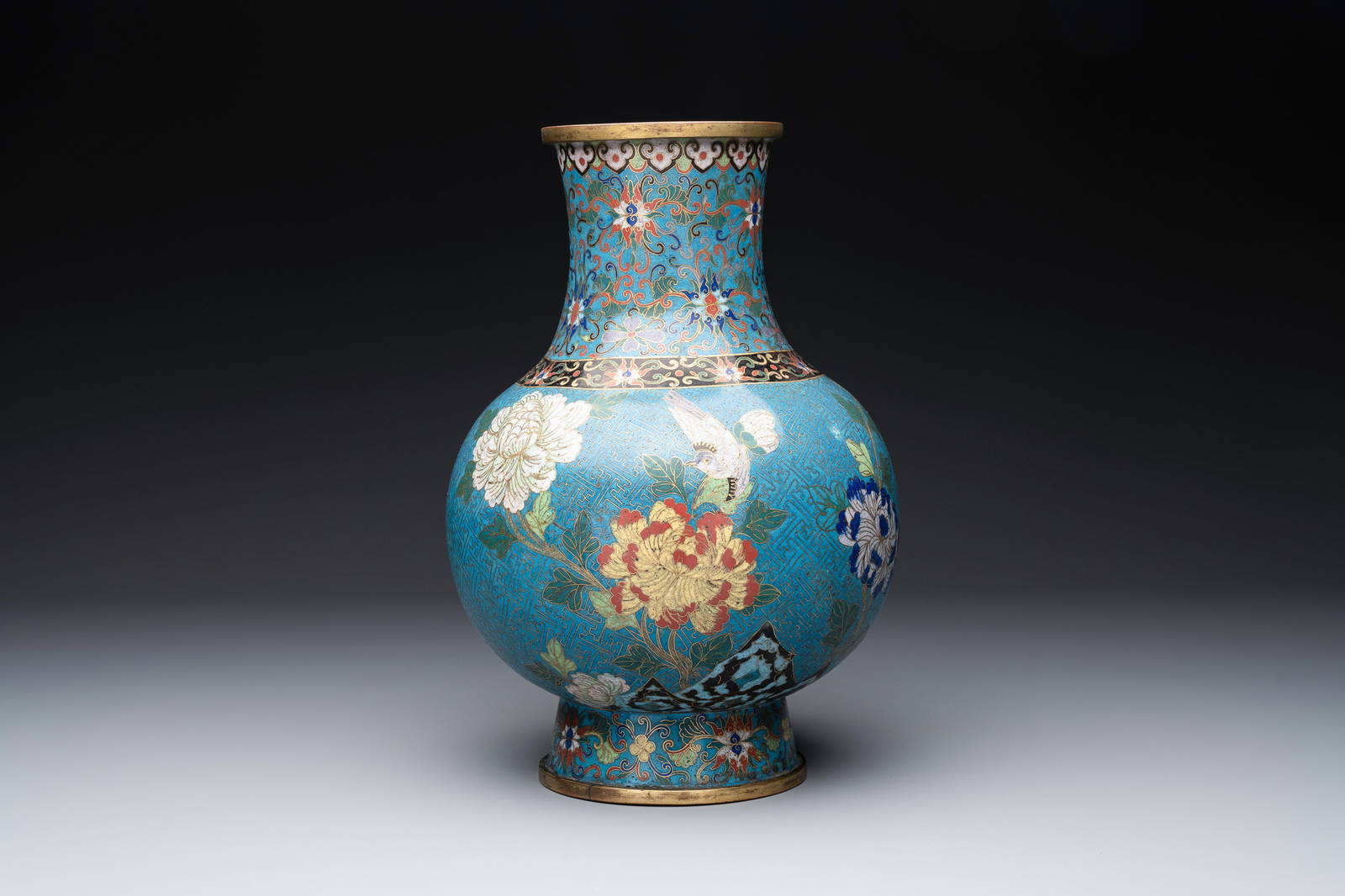 A Chinese cloisonné 'Peony and Chrysanthemum' vase, 19th C.