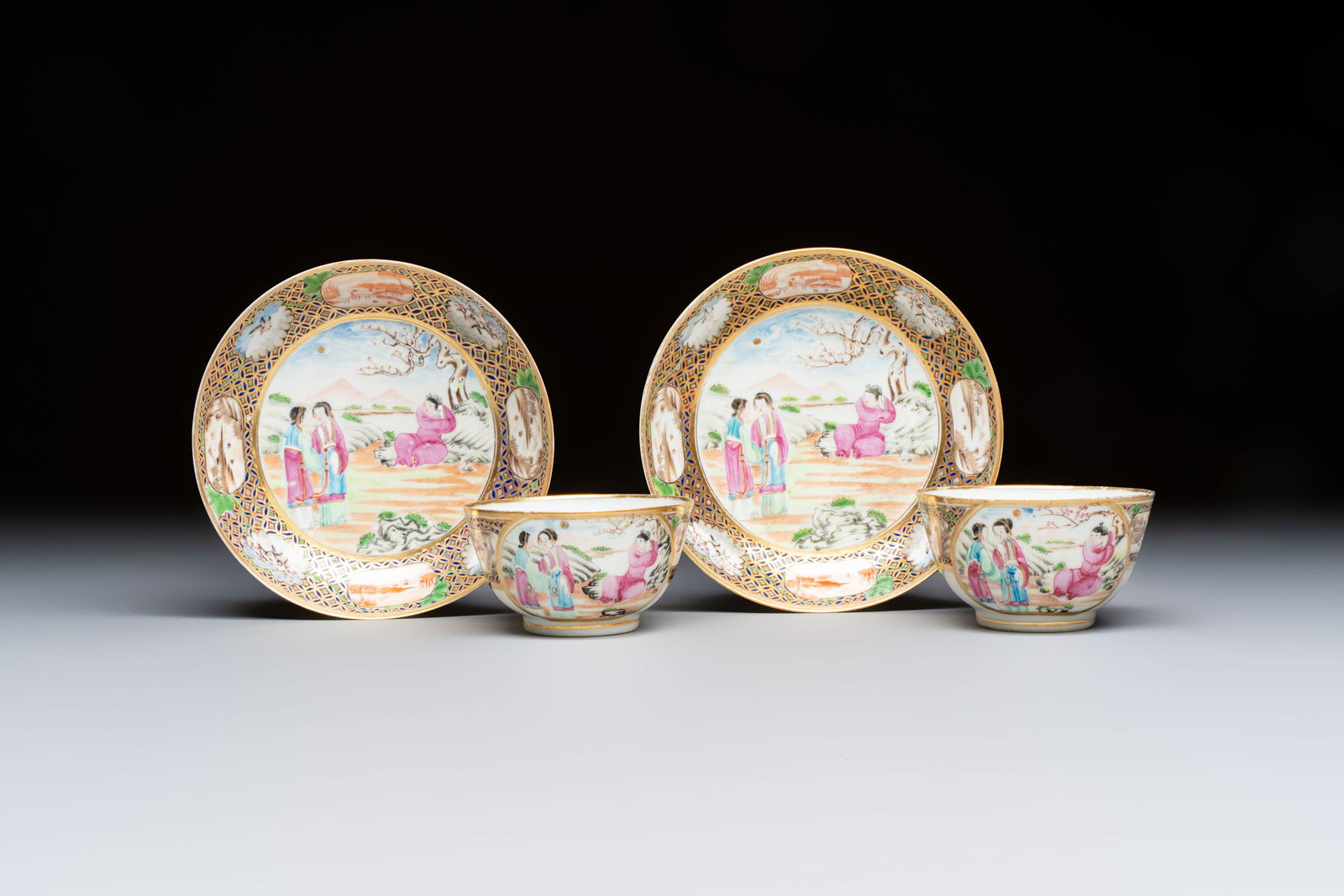 A pair of Chinese Canton famille rose cups and saucers with figural design, Daoguang (1 of 9)