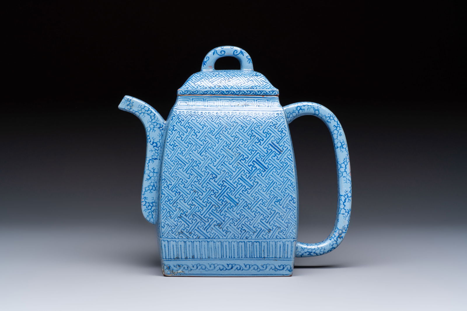 A Chinese blue-enamelled Yixing stoneware teapot, Jinxi Epu mark, 18/19th C. (1 of 7)