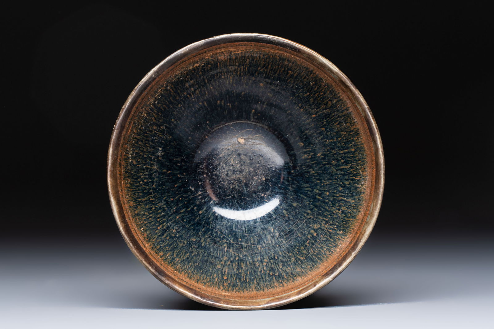 A Chinese Jian 'Hare Fur' tea bowl, Song: A Chinese Jian 'Hare Fur' tea bowl, Song Dia.: 12,5 cm - H.: 6,8 cm