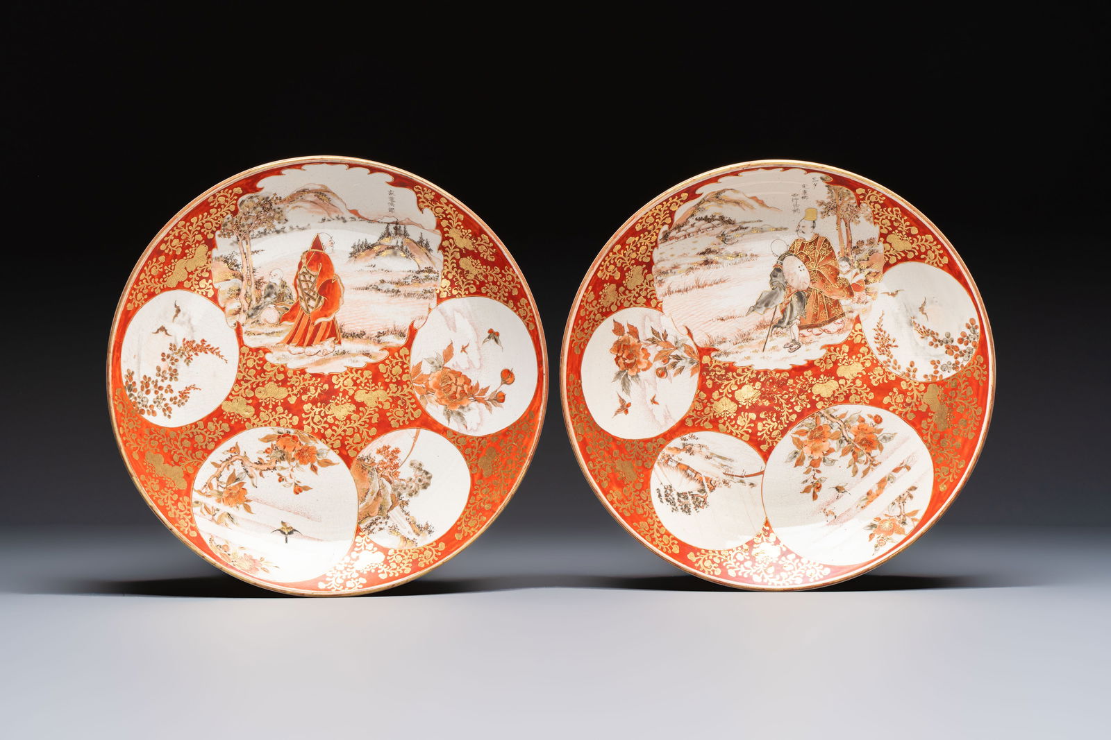 A pair of Japanese Kutani dishes, Edo/Meiji, 19th C. (1 of 2)