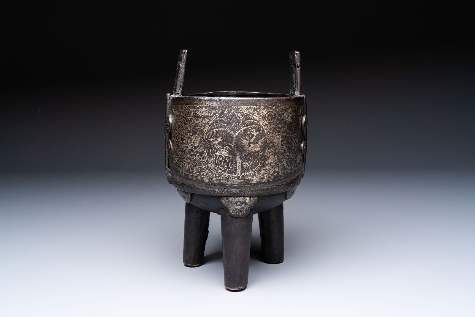 A Korean silver-inlaid iron 'He Lu Tong Chun' tripod censer, Joseon, 18th C. (1 of 6)