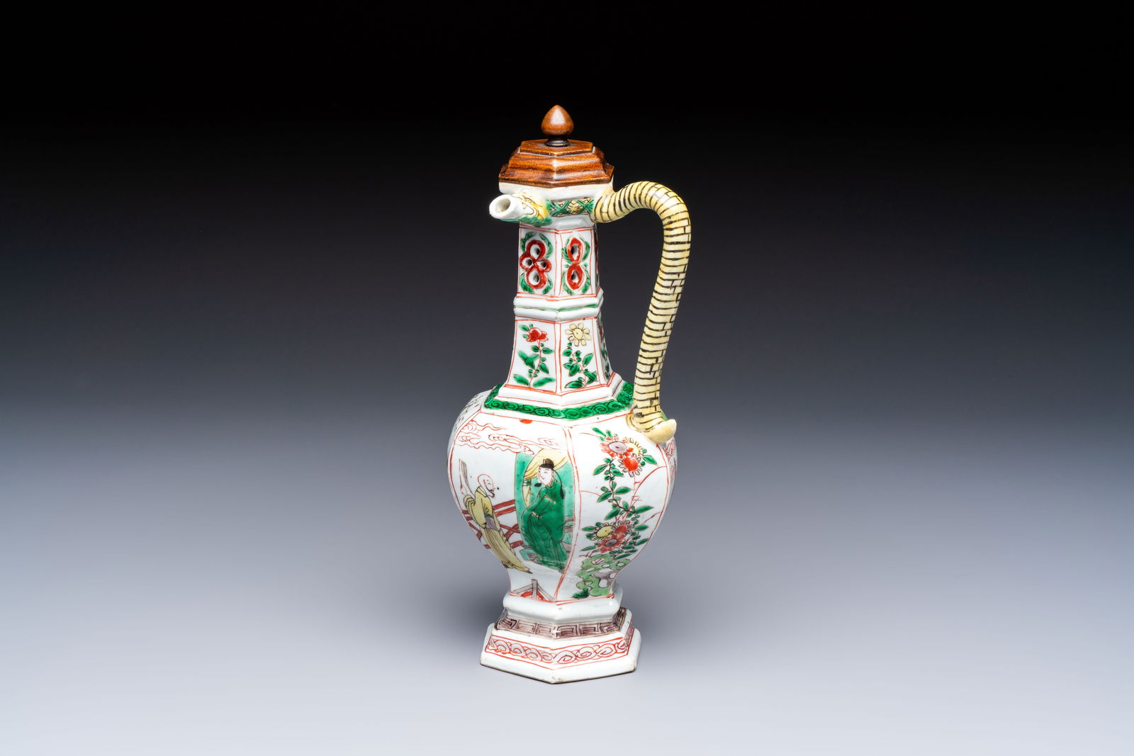 A rare Chinese famille verte puzzle jug with a wooden cover, Kangxi (1 of 8)