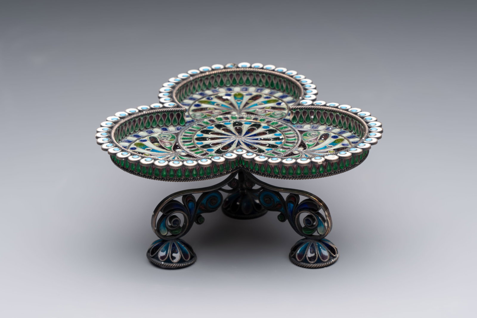 A Russian silver enamel tripod tazza, Julius Rappaport, St. Petersburg, 19/20th C. (1 of 7)
