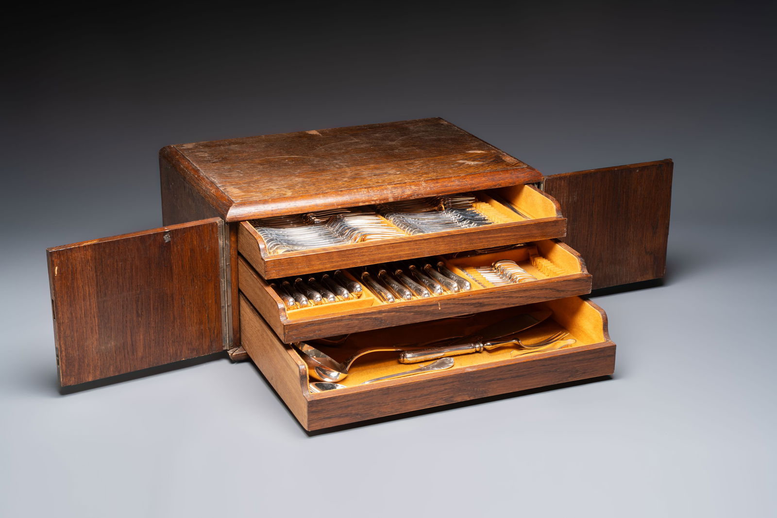 A French 118-piece silver-plated cutlery set, model Marly, Christofle, 20th C. (1 of 17)