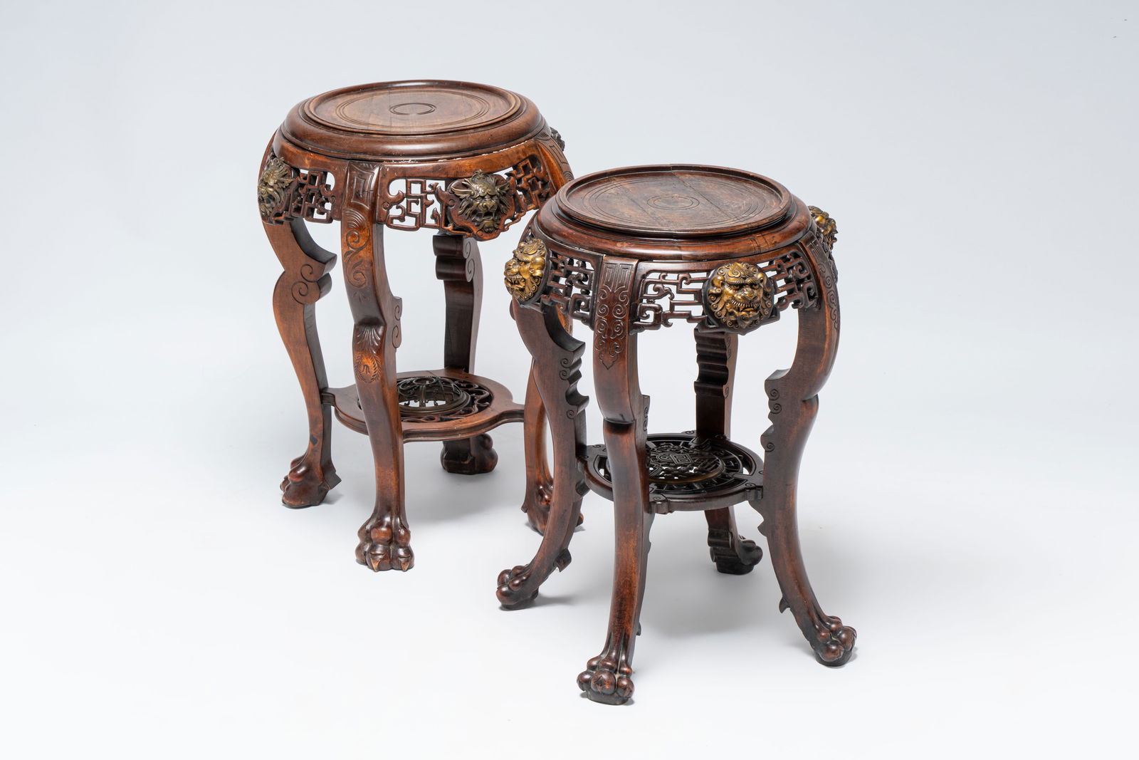 Attributed to Gabriel Viardot (1830-1906): two gilt-bronze-mounted Japonism wooden stands, France,: Attributed to Gabriel Viardot (1830-1906): two gilt-bronze-mounted Japonism wooden stands, France, ca. 1900 H.: 66 cm (the tallest) H.: 64,5 cm (the smallest)