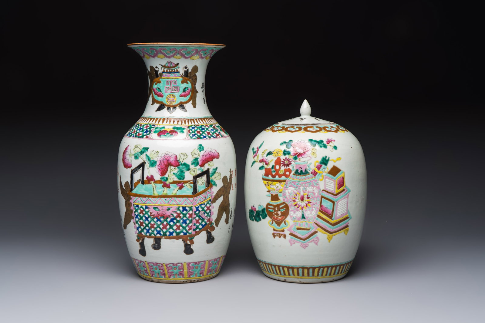 A Chinese famille rose 'Antiquities' vase and a covered jar, 19th C. (1 of 6)