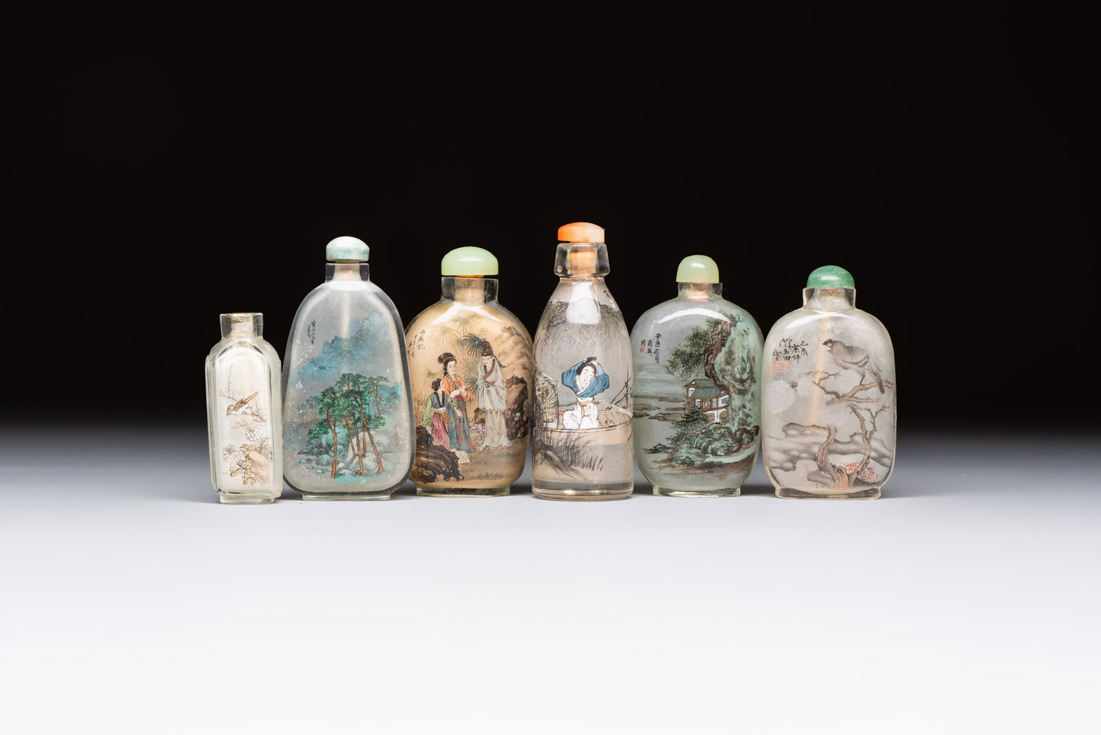 Six Chinese inside-painted snuff bottles, signed Xue Shaofu, Ye Fuying and Yan: Six Chinese inside-painted snuff bottles, signed Xue Shaofu, Ye Fuying and Yan Yutian, 20th C. H.: 8,8 cm (the tallest, incl. stopper) H.: 6 cm (the smallest, excl. stopper)