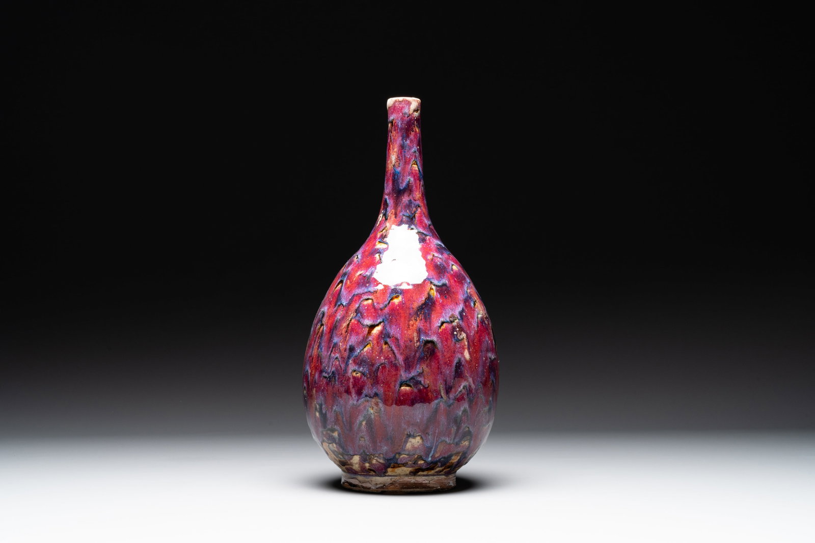 A Chinese flambé-glazed bottle vase, 19th C. (1 of 6)