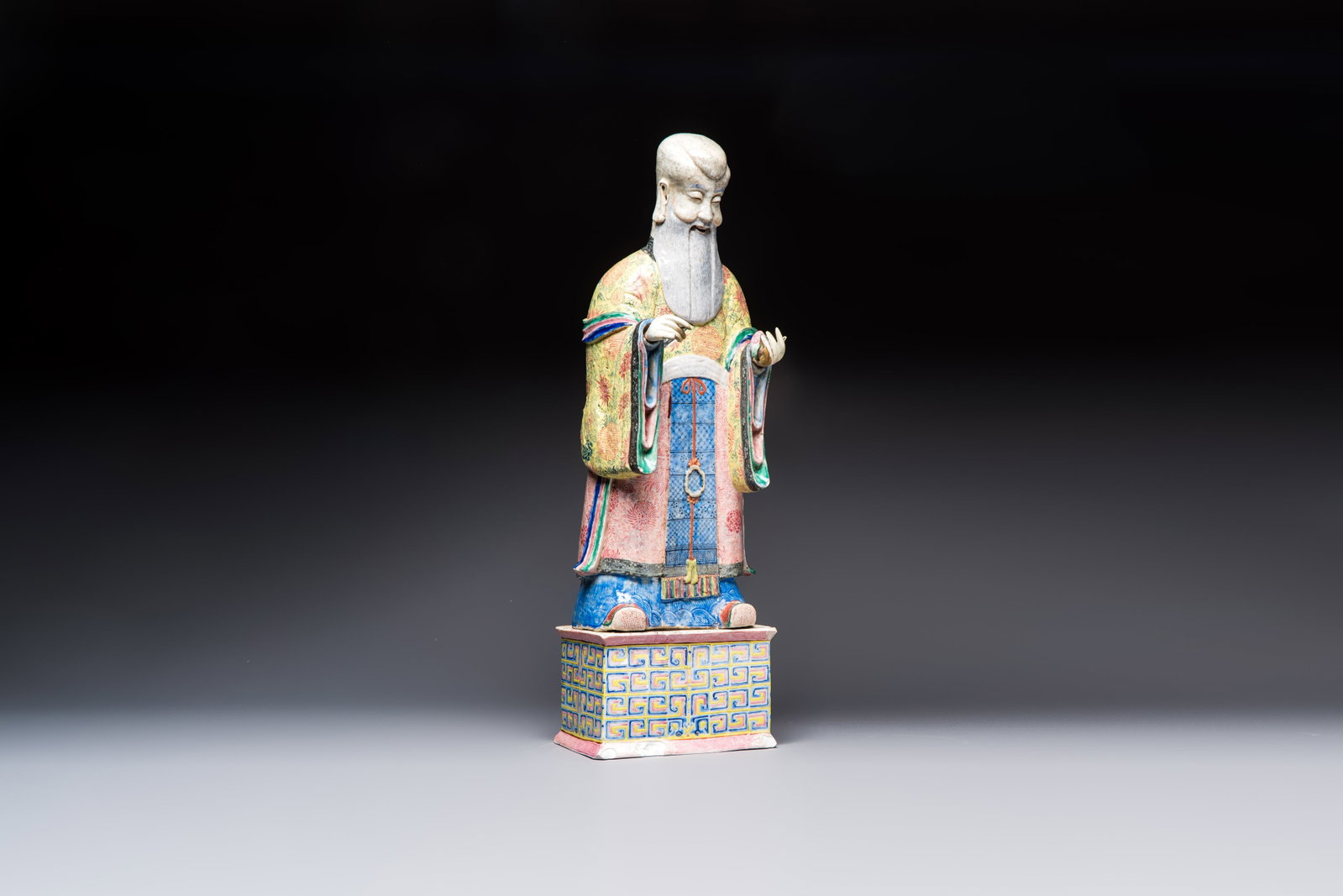 A large Chinese famille rose figure of Shoulao, 19th C. (1 of 7)