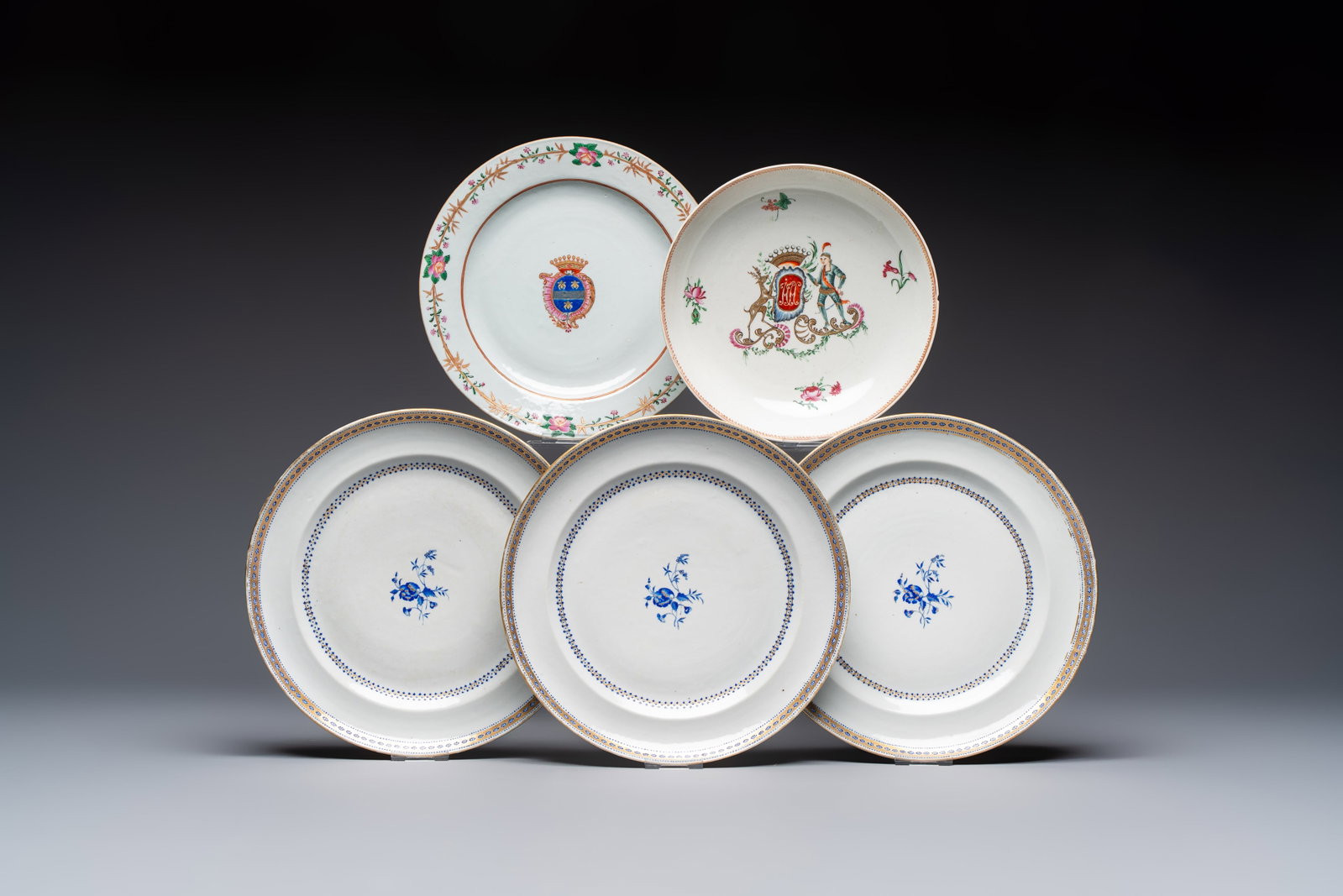 Two Chinese export famille rose plates and three gilt blue-enamelled plates, Qianlong/Jiajing (1 of 11)