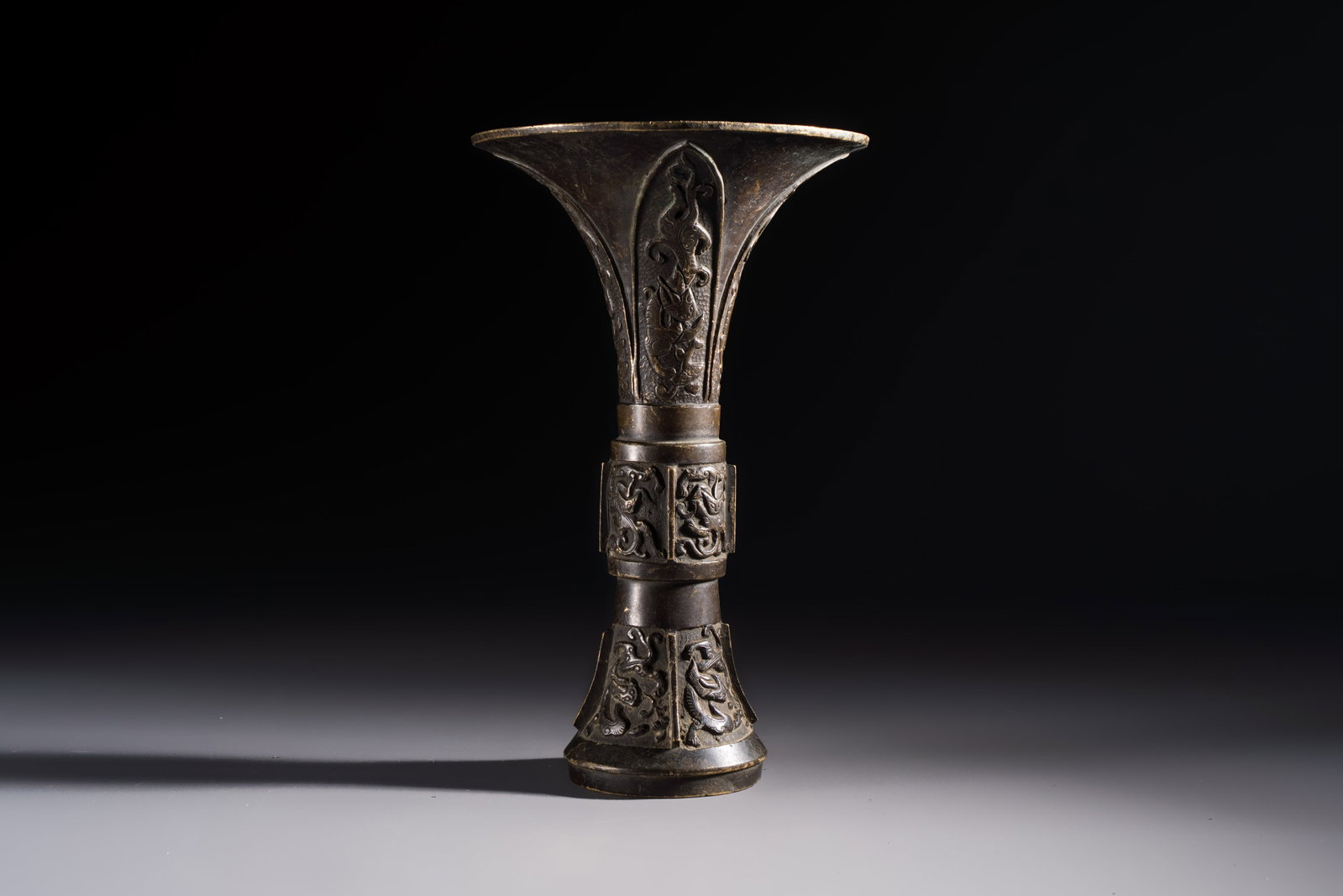 A Chinese archaistic bronze vase with Chilong design, 'Gu', Ming (1 of 7)