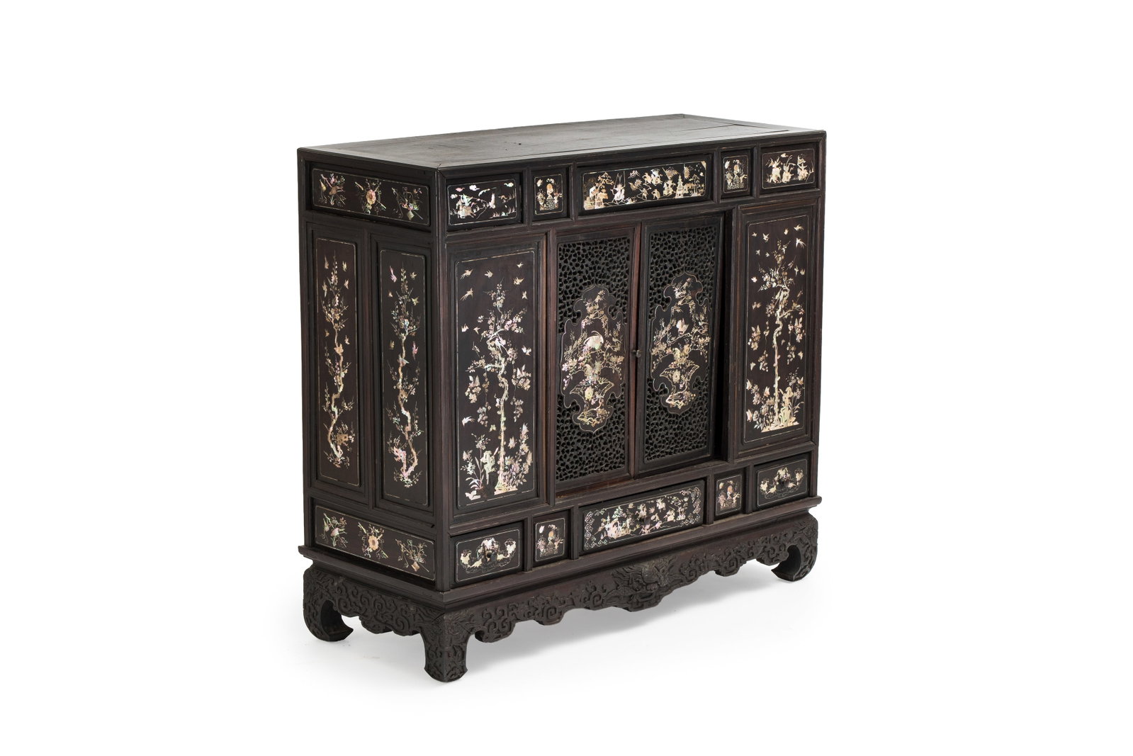 A fine Vietnamese mother-of-pearl-inlaid wooden cabinet, 19th C. (1 of 8)