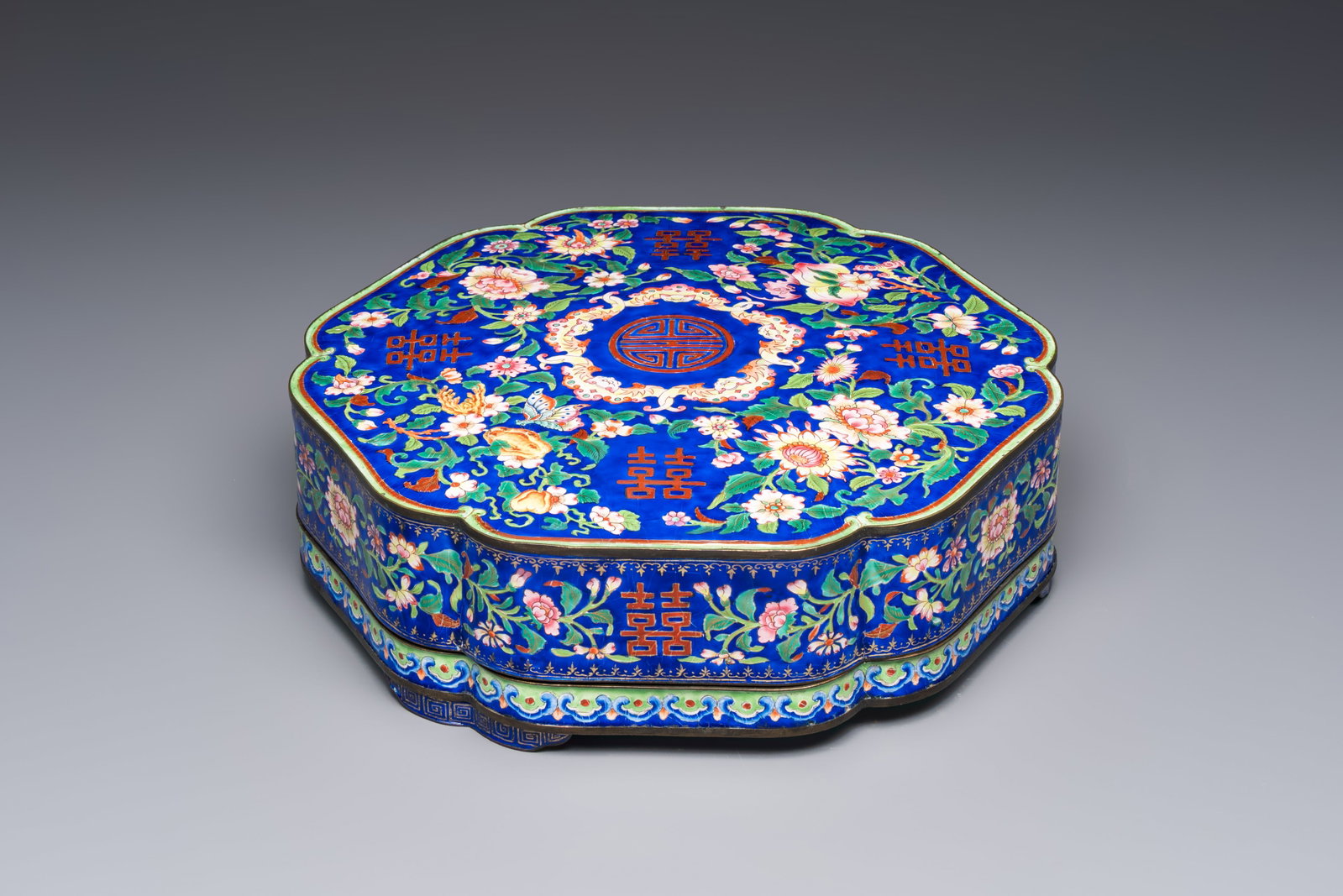 A fine Chinese Canton enamel blue-ground 'Double Happiness' box and cover, Qianlong (1 of 8)