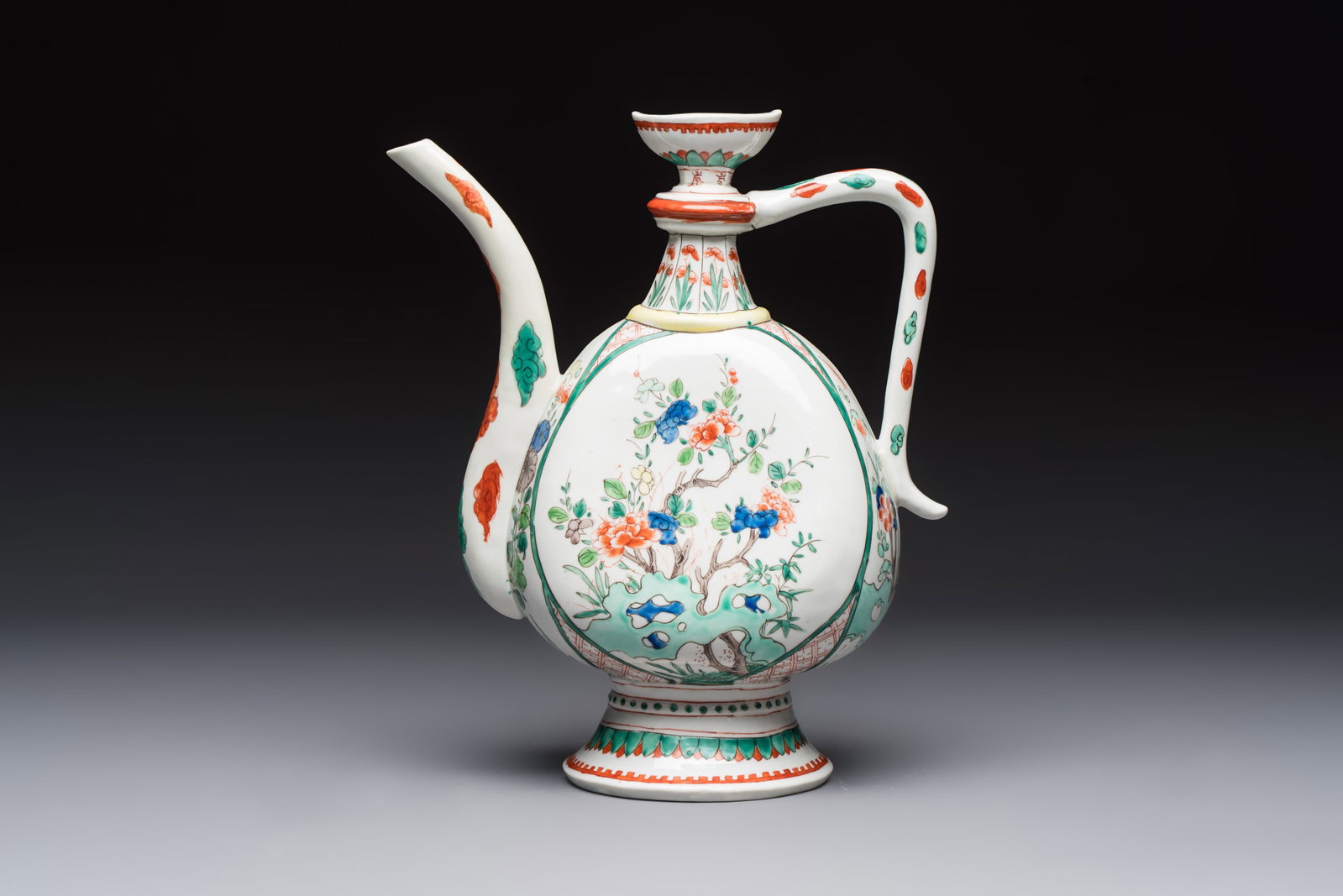 A French famille verte-style aftaba, Samson, Paris, 19th C. (1 of 7)
