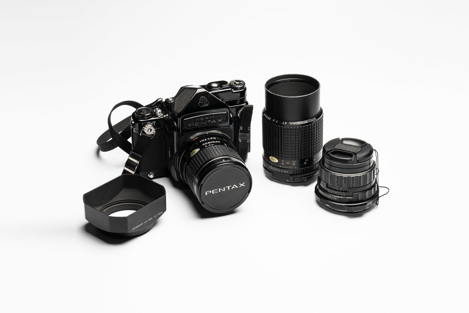 A Pentax 6x7 MLU with TTL prism, 3 lenses and accessories (1 of 20)