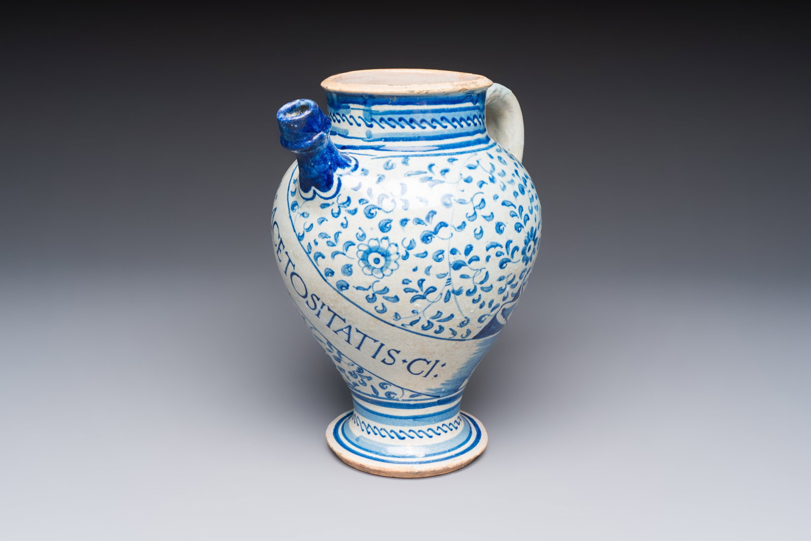 A blue and white Antwerp maiolica wet drug jar inscribed 'S ACETOSITATIS', 16th C. (1 of 6)