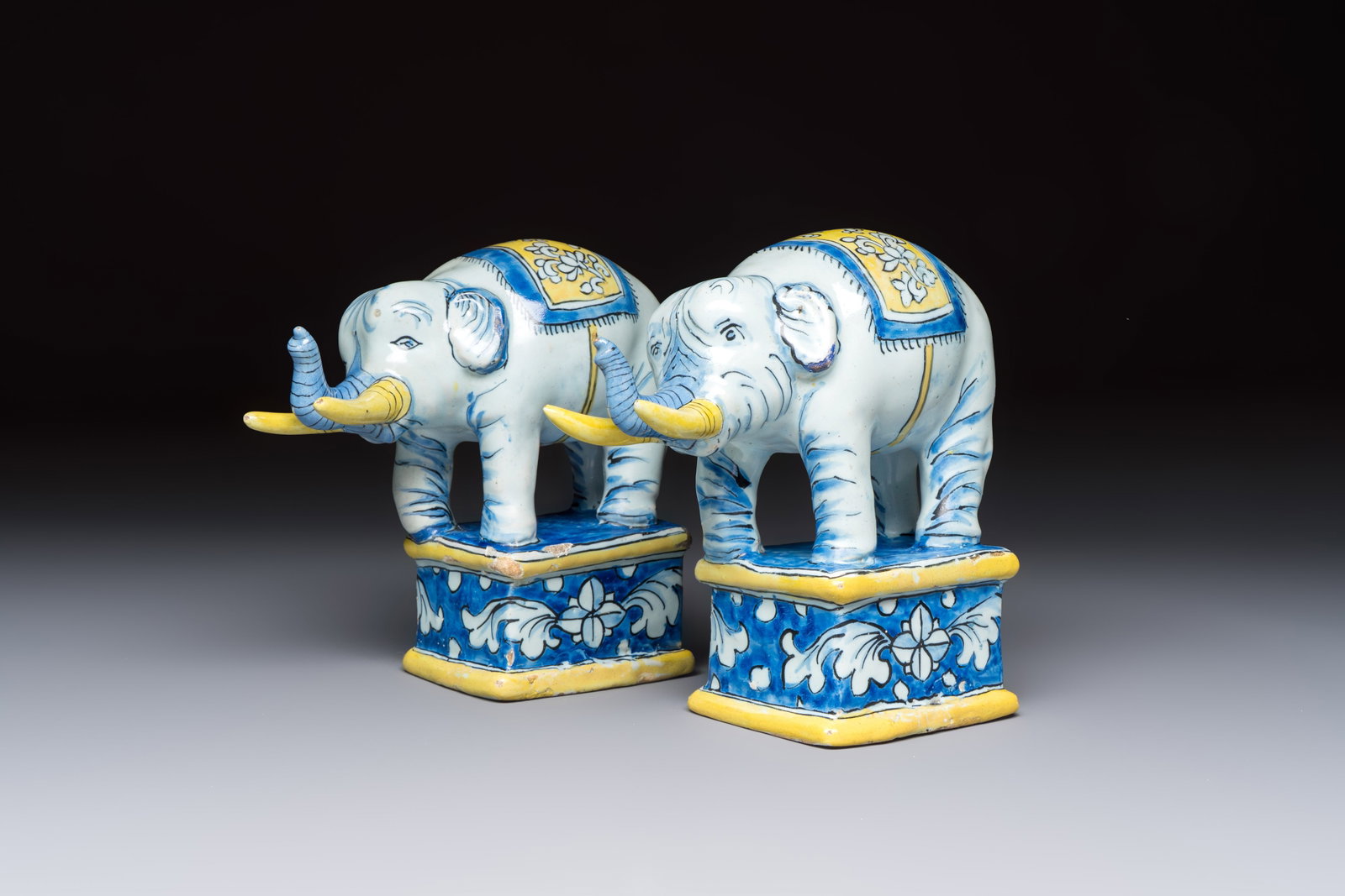 A pair of blue, white and yellow Frankfurt faience models of elephants, ca. 1700 (1 of 10)