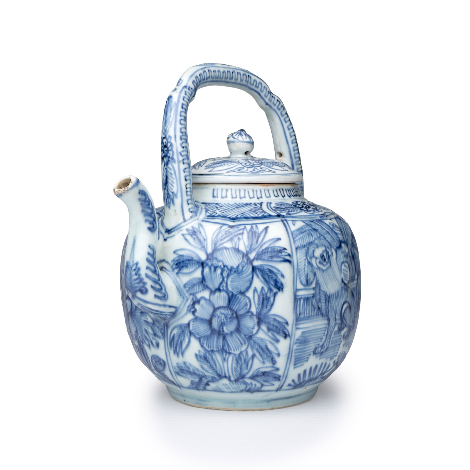 A Chinese blue and white wine pot and cover, Transitional period (1 of 13)