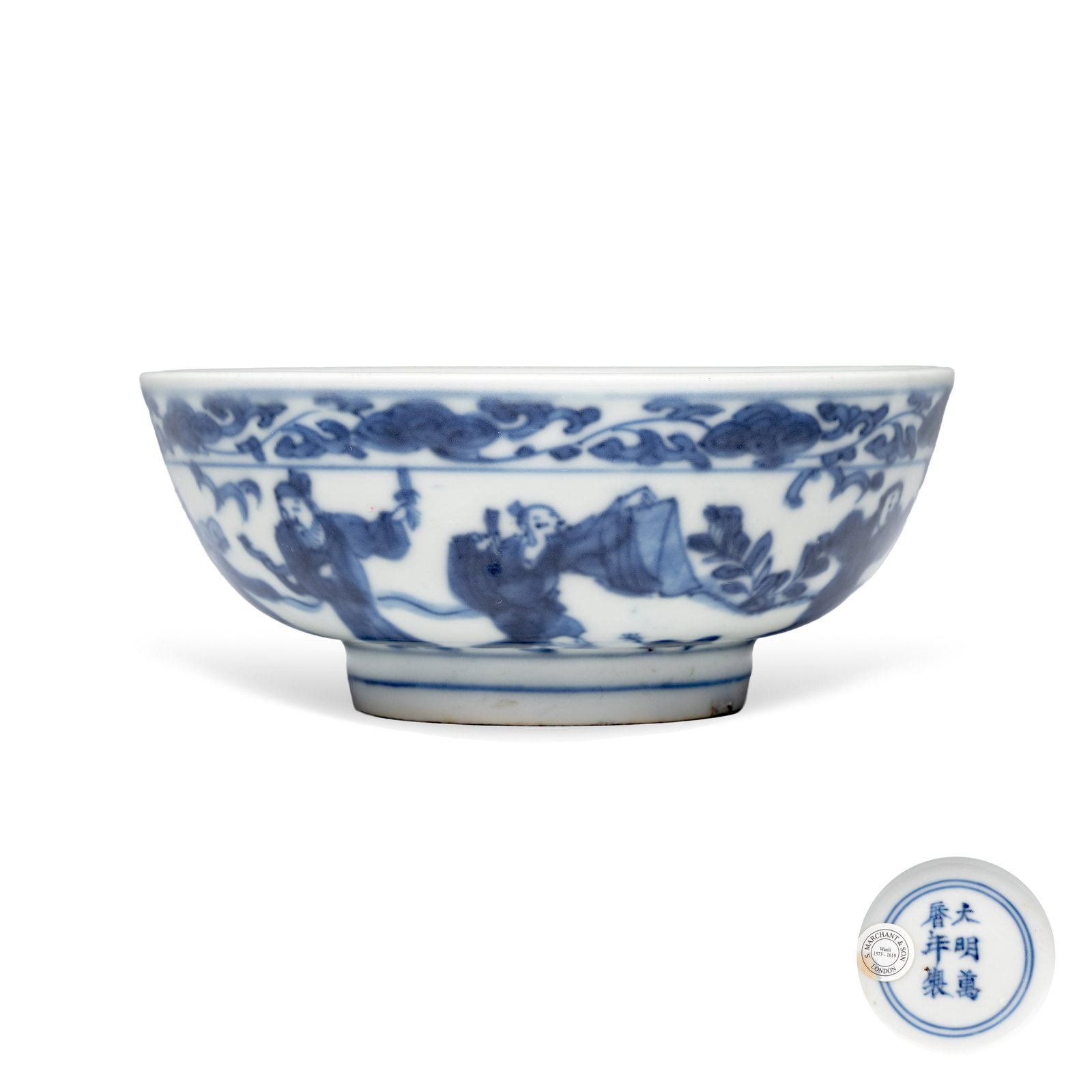 A Chinese blue and white'Immortals' shallow bowl, Wanli mark and of the period: A Chinese blue and white'Immortals' shallow bowl, Wanli mark and of the period Dia.: 10,4 cm - H.: 4,4 cm Provenance: - S. Marchant and Son, London, with their label to the base. - The Mr. and Mrs. Ba