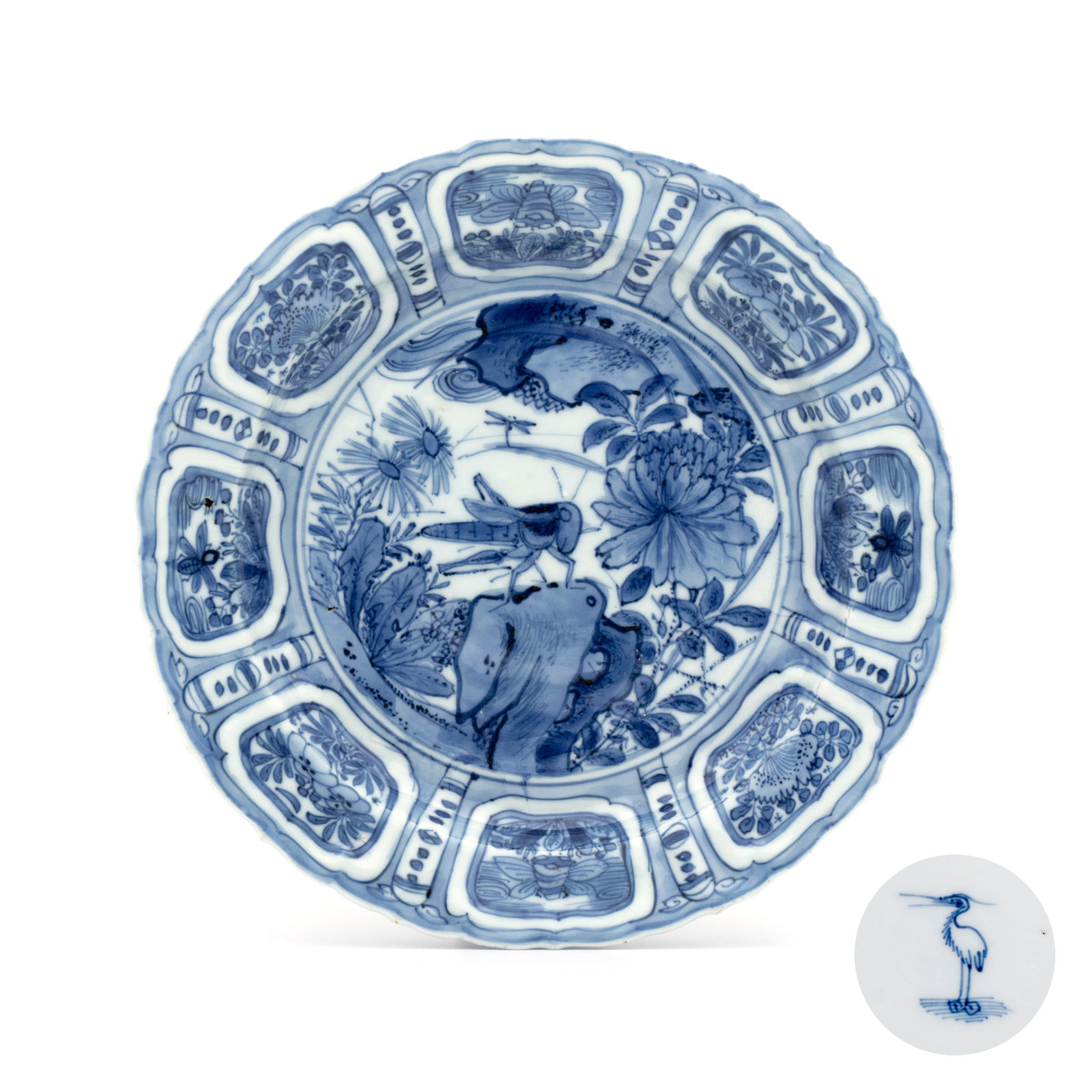 A rare Chinese blue and white 'Grasshopper' plate, Egret mark, Wanli: A rare Chinese blue and white 'Grasshopper' plate, Egret mark, Wanli Dia.: 21 cm Provenance: - The collection of Jacob Gieling, no. 2123A, The Netherlands, with their label to the reverse. - Marc Mich