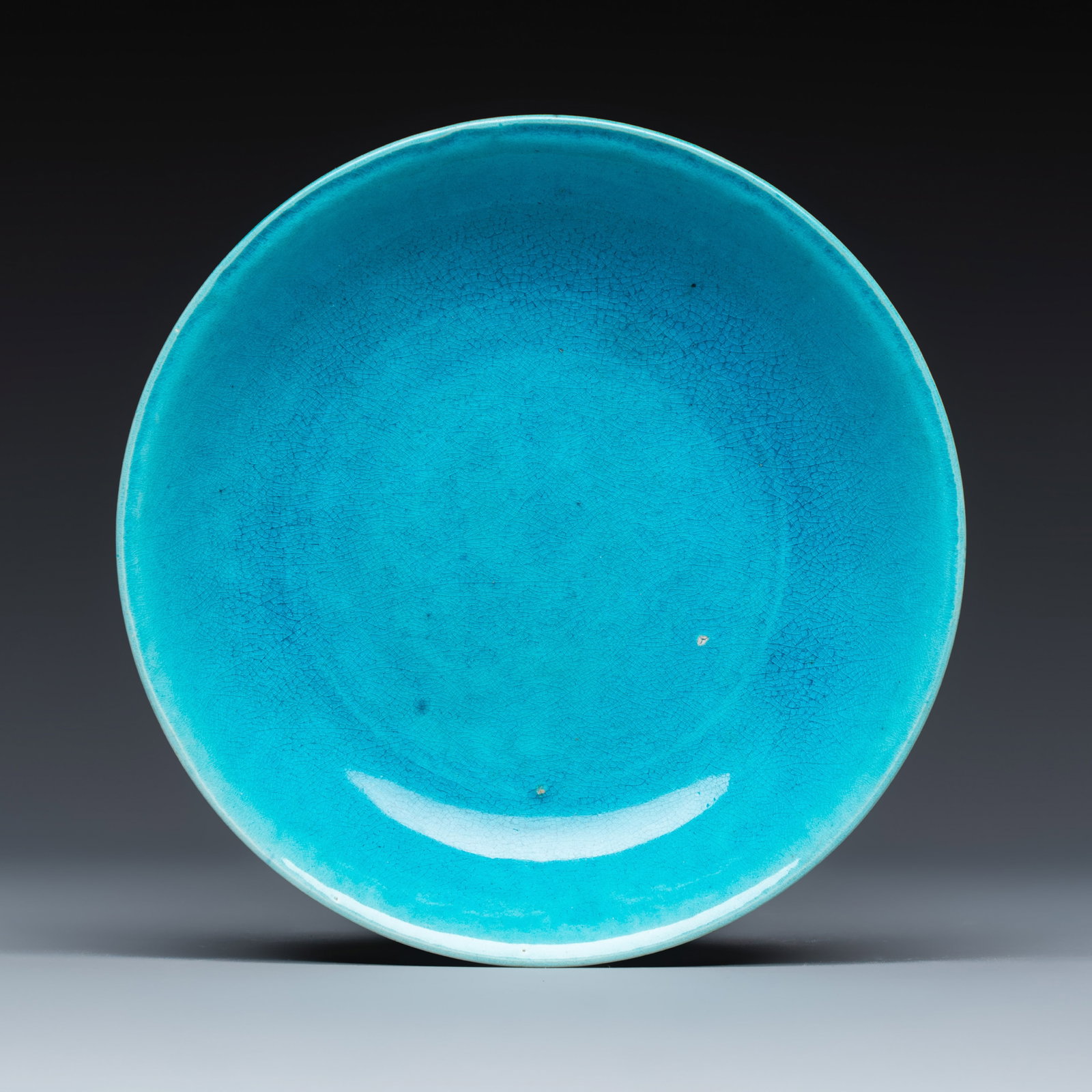 A Chinese turquoise-glazed plate, Kangxi: A Chinese turquoise-glazed plate, Kangxi Dia.: 15,6 cm