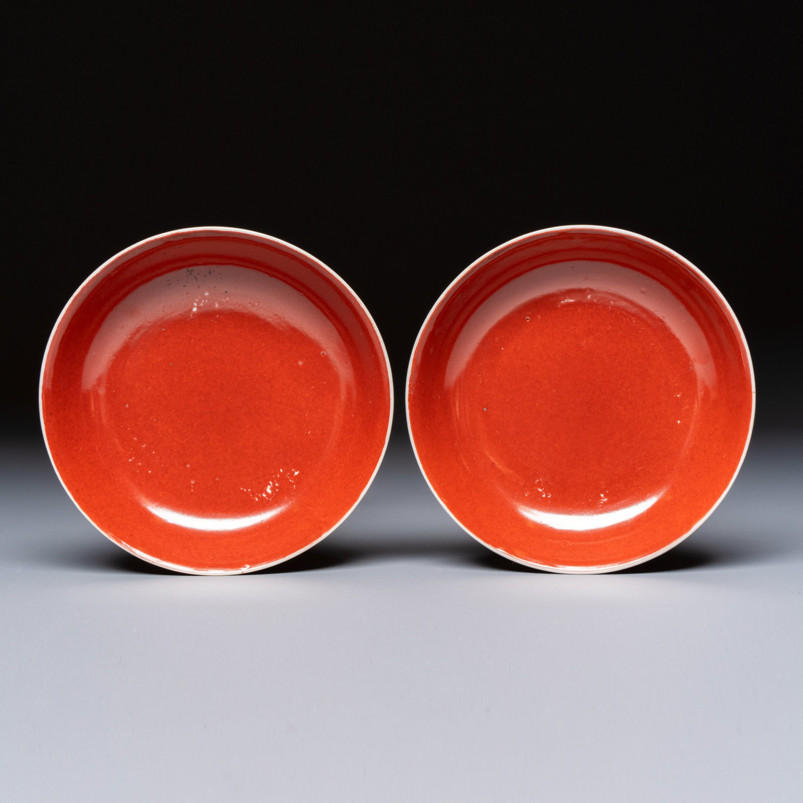 A pair of Chinese coral-red-glazed plates, Qianlong (1 of 2)