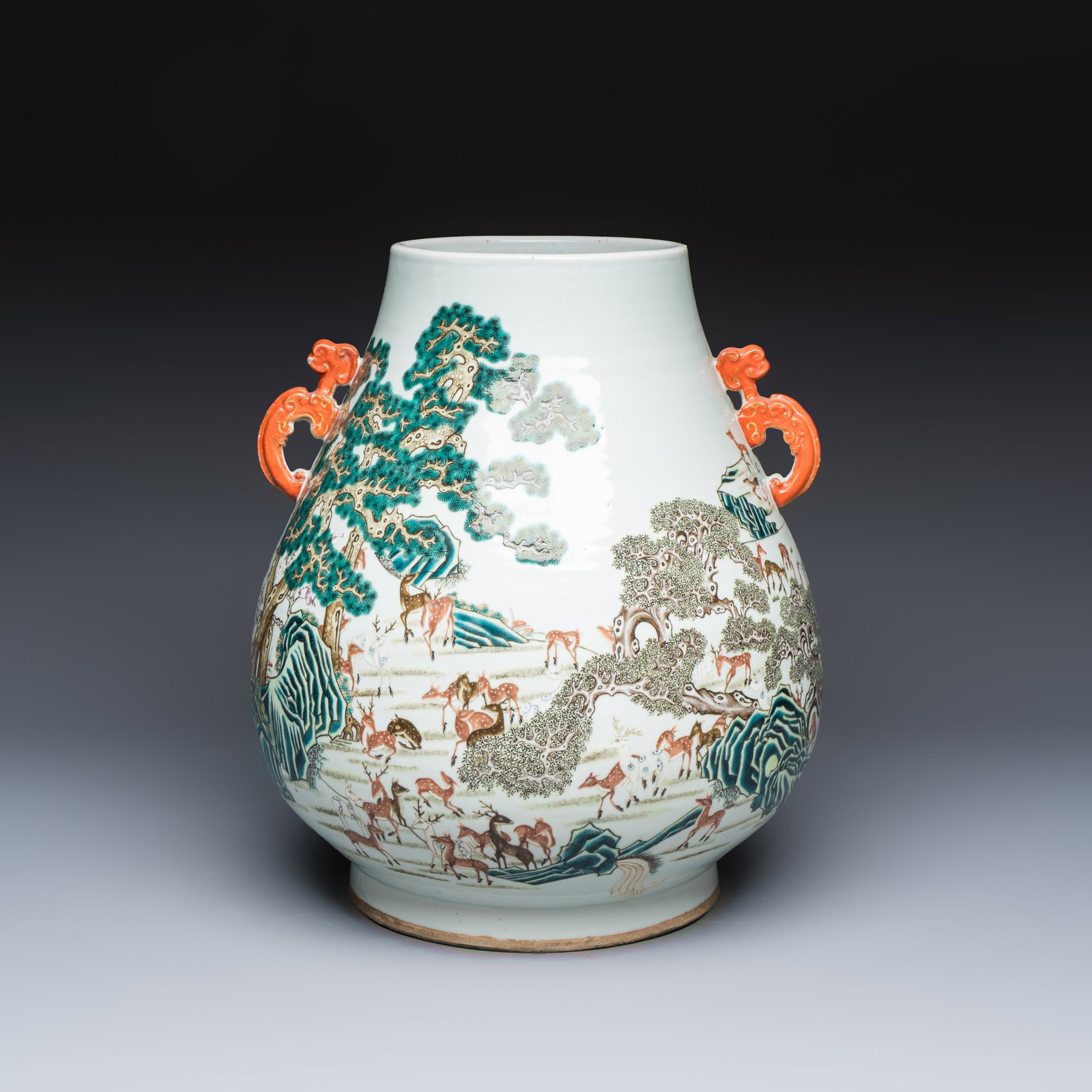 A large Chinese famille rose '100 deer' 'hu' vase, Qianlong mark, 19th C. (1 of 7)