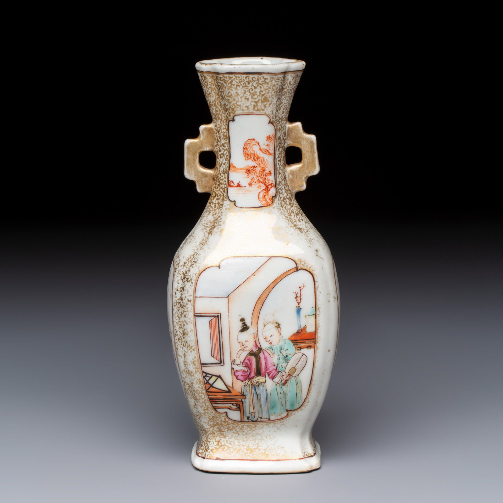 A Chinese Canton famille rose gilt-decorated vase with figural design, Qianlong (1 of 7)