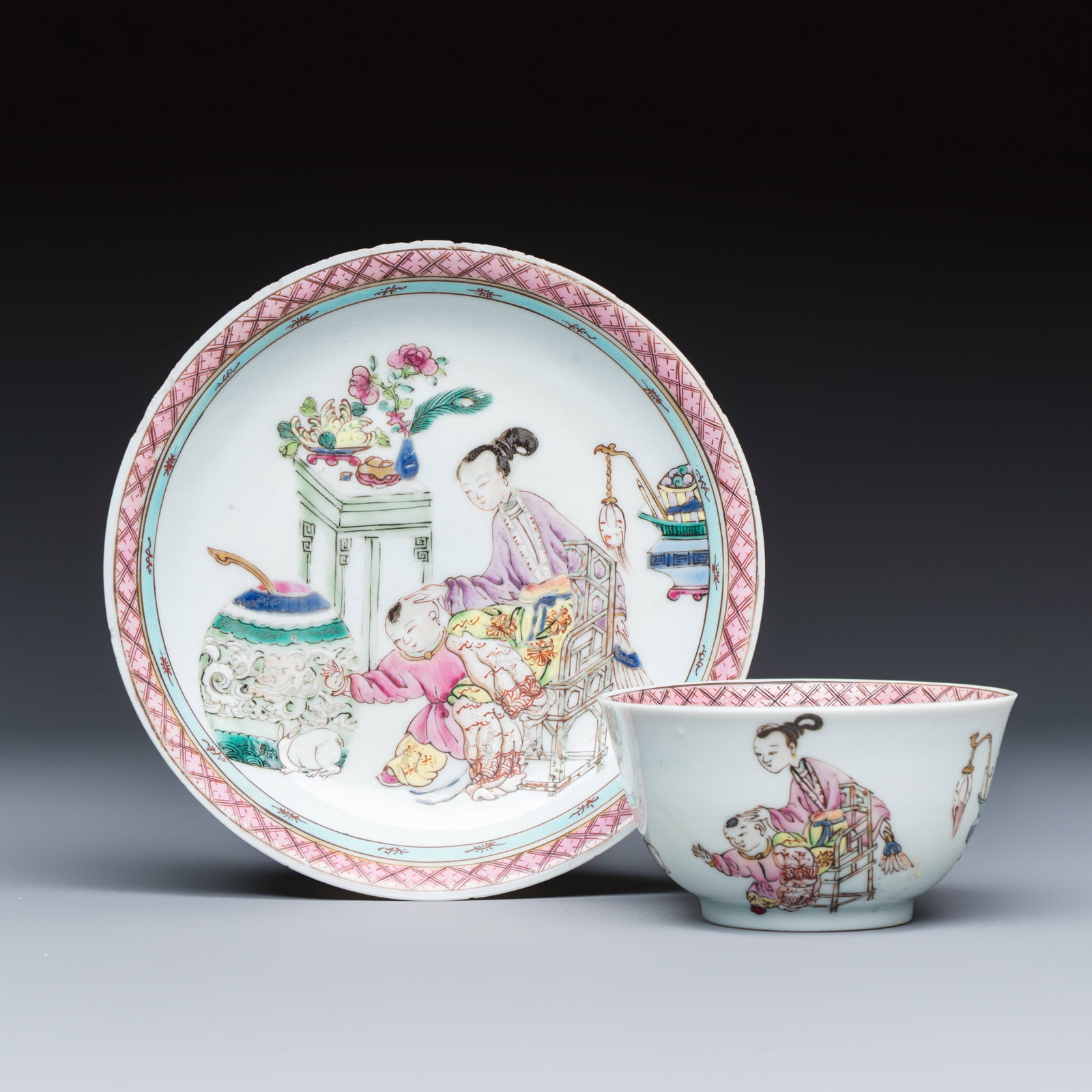 A fine Chinese famille rose 'San Niang Jiao Zi' tea bowl and saucer, Yongzheng: A fine Chinese famille rose 'San Niang Jiao Zi' tea bowl and saucer, Yongzheng Dia.: 11,7 cm | the saucer Dia.: 7,2 cm - H.: 3,8 cm | the tea bowl