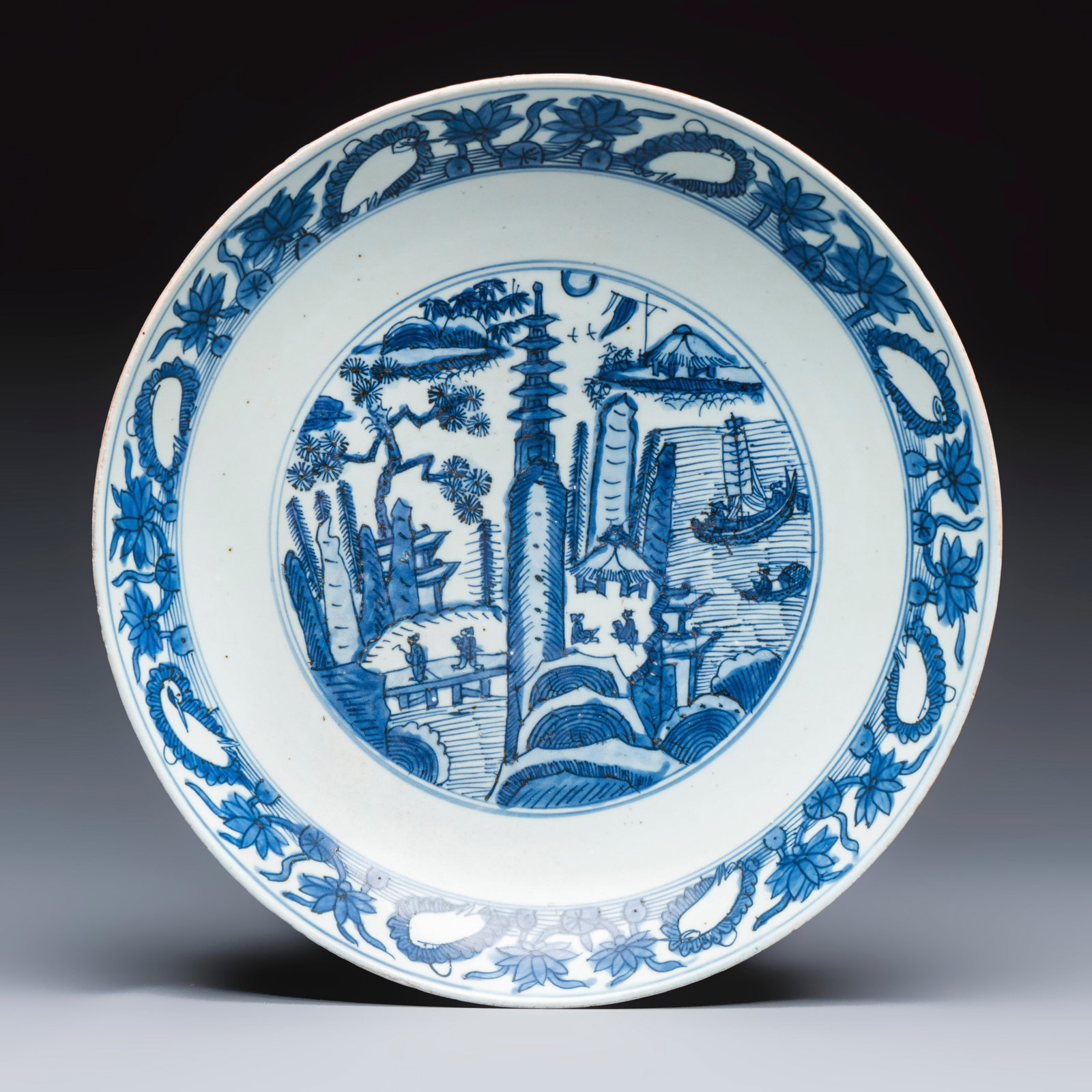 A Chinese blue and white 'Mountainous Landscape' dish, Jiajing: A Chinese blue and white 'Mountainous Landscape' dish, Jiajing Dia.: 35,2 cm